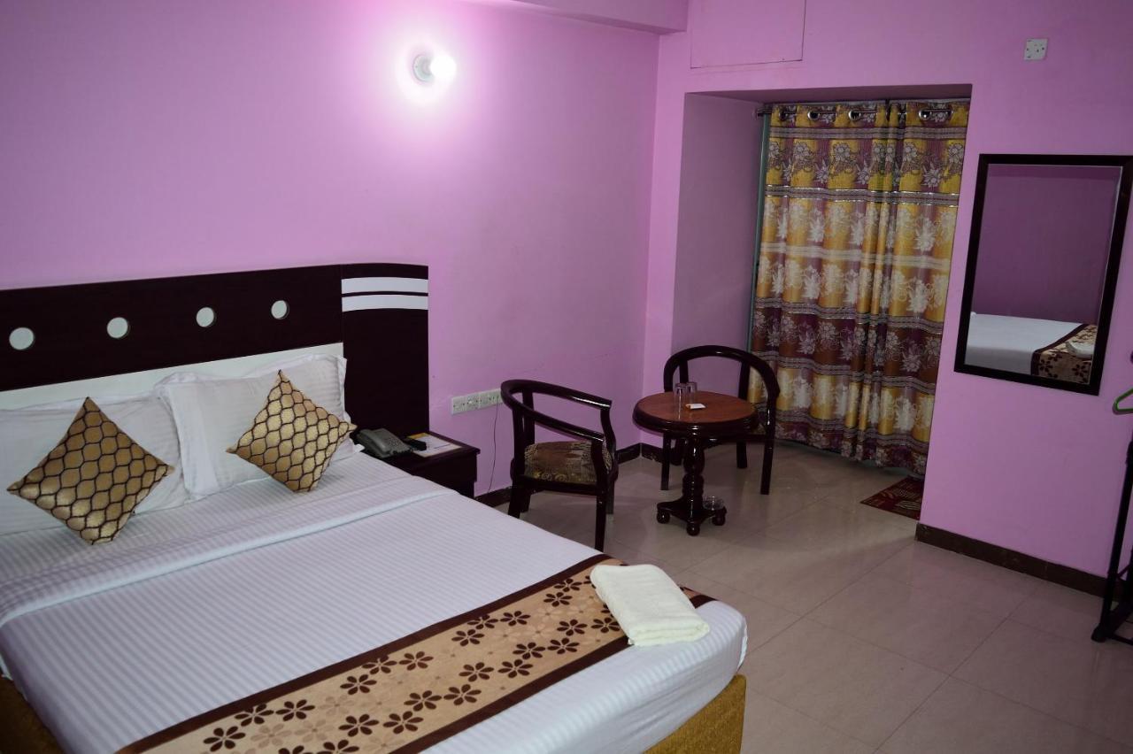 Hotel Regal Palace Cox's Bazar Exterior photo